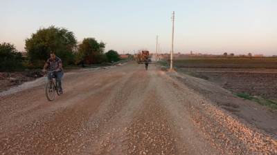 محافظ أسيوط يوجه بإعادة رصف طريق «التمساحية بالدير المحرق»