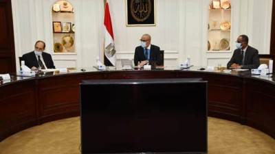 كواليس لقاء وزير الإسكان مع رئيس المجلس العربي للمياه