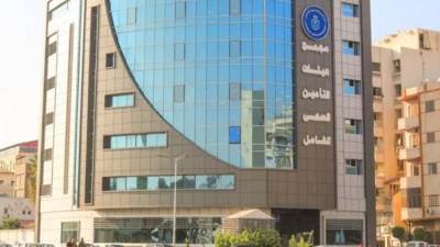 هل توقف هيئة التأمين الصحي تقديم خدماتها للمواطنين نتيجة انخفاض أعداد المنتفعين؟