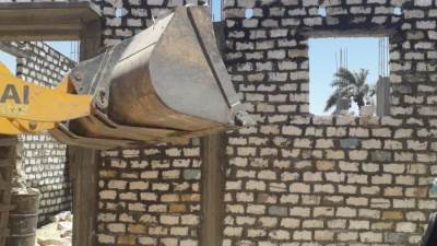 إزالة 10 حالات تعدي على الأراضي الزراعية بساحل سليم والفتح