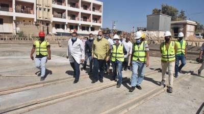 محافظ أسيوط يتفقد أعمال إنشاء مستشفى ساحل سليم النموذجي الجديد