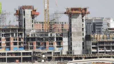 كمال بهجات يتفقد نماذج تشطيب وحدات أبراج ماسبيرو (صور)