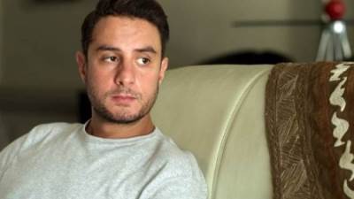  أحمد الفيشاوي نشر صورة مع عاملة منزله.. والجمهور هاجم ياسمين عبد العزيز