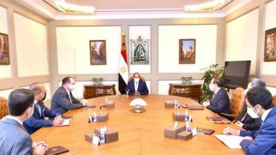 الرئيس السيسي يستقبل رئيس شركة "أباتشي" الأمريكية