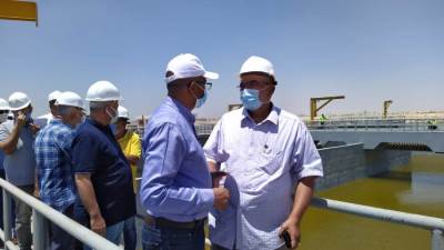 نائب وزير الإسكان يتفقد مشروعات الشرب والصرف الصحي ببني سويف الجديدة