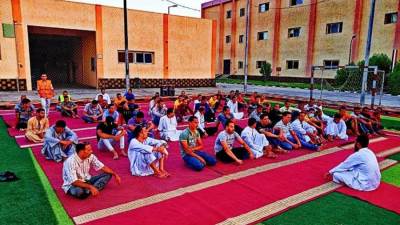 «بمجسم للكعبة وذبح الخراف».. هكذا قضى المتعافين من الإدمان أول أيام عيد الأضحى (صور)