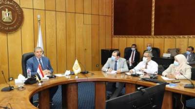 «سعفان» يرفع كفاءة مكاتب تقديم الخدمة للمواطنين بالمحافظات