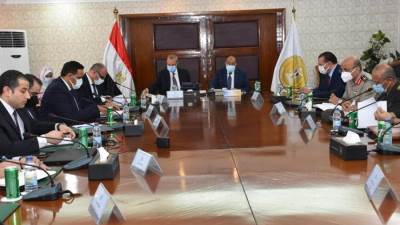 كواليس لقاء وزير التنمية المحلية بـ18 محافظاً لتسهيل توفير أراضي «الريف المصري»