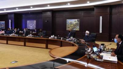 رئيس الوزراء يستعرض المؤشرات الأولية لنتائج امتحانات الثانوية العامة