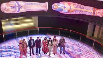 تفاصيل استقبال متحف الحضارة وفدا من المؤثرين والمدونين العرب