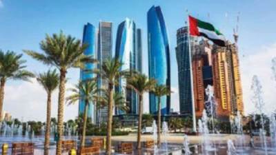 «الإقامة الذهبية لمدة 10 سنوات».. بشرى سارة للأطباء المقيمين بالإمارات