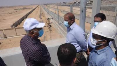 كواليس جولة وزير النقل لمتابعة معدلات تنفيذ مشروع القطار الكهربائي«LRT»