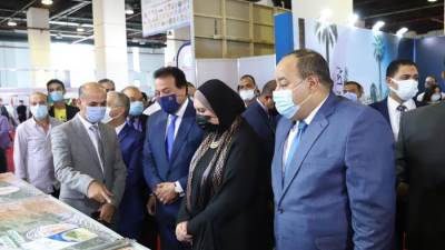 كواليس افتتاح «عبد الغفار» ووزيرة التجارة النسخة الـ5 لمعرض التعليم العالي 