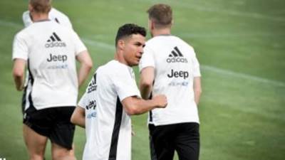 كريستيانو رونالدو يعود إلي تدريبات يوفنتوس إستعداداً لمواجهة إمبولي 