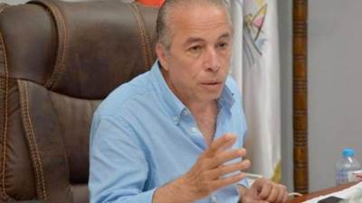 طرح 63 محلاً تجاريا و4 صيدليات و 12 وحدة إدارية للبيع 