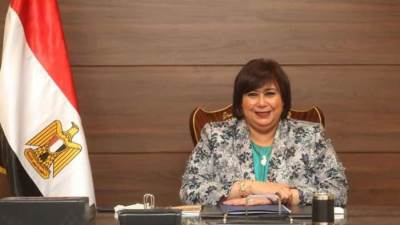 وزيرة الثقافة ومحافظ بورسعيد يفتتحان معرض الكتاب الرابع بالعاصمة الباسلة