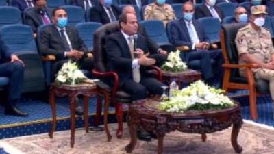 الرئيس السيسي يوجه بتعويض مناسب للعقارات المزالة خلف ميناء المكس