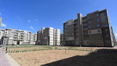 وزير الإسكان يلتقى شركات المقاولات العاملة بالمنصورة الجديدة