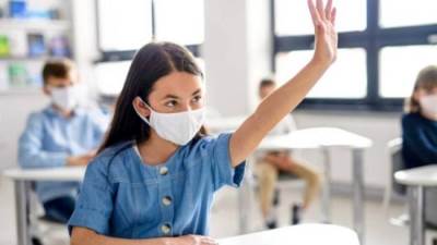 «الصحة» تمنح العاملين بـ«التعليم» فرصة للالتزام بموعد تطعيم كورونا