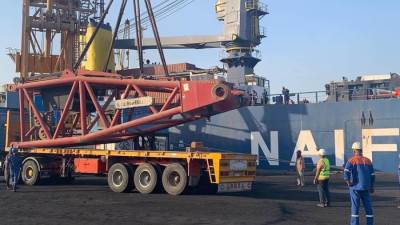 اقتصادية قناة السويس: ميناء الأدبية يستقبل أكبر «ونش» في العالم بحمولة 1200طن