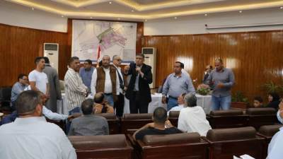 تسكين الأسر المتضررة من انهيار جزئي بإحدى العمارات بالحي السادس في 6 أكتوبر