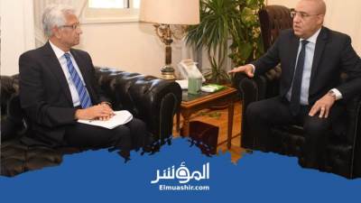 وزير الإسكان يستعرض التجربة العمرانية أمام المديرين التنفيذيين لـ«البنك الدولي»