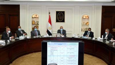 وزير الإسكان يتابع جهود قطاع المرافق مع المحافظات لمواجهة الأمطار