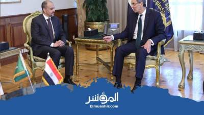 عمرو طلعت يبحث مع نائب وزير الاتصالات السعودي سبل تعزيز التعاون بين البلدين