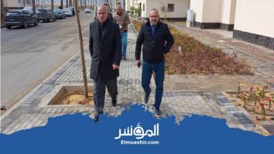 «بهجات» يتفقد سير العمل بمشروعات مدينة حدائق العاصمة
