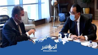 رئيس الوزراء يتابع خطط توطين صناعة السيارات الكهربائية في مصر
