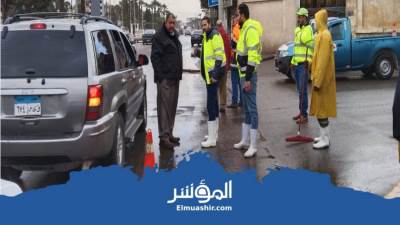 شركات المياه والصرف تتابع خطة مواجهة الأمطار