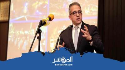العناني يشارك في ندوة «مستقبل السياحة المصرية وسط التحديات الراهنة» 