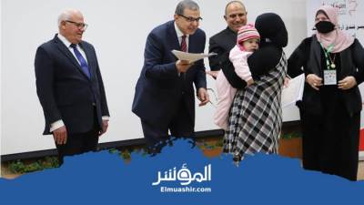 «سعفان» و«الغضبان» يسلمان 3306 وثيقة تأمين تكافلي للعمالة غير المنتظمة ببورسعيد