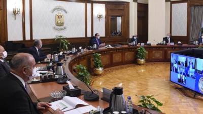 رئيس الوزراء: مش عاوز بناء مخالف بأى متر تاني على الأرض الزراعية