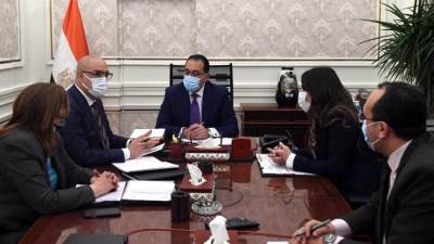 رئيس الوزراء يتابع مع وزير الإسكان موقف تنفيذ مبادرة "سكن لكل المصريين"