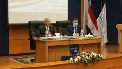 وزير النقل: تحويل ميناء دمياط لمركز تجاري عالمي لحاويات الترانزيت 