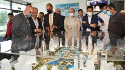 الجزار: جار تنفيذ 5 أبراج سكنية بأبراج الداون تاون بالعلمين الجديدة