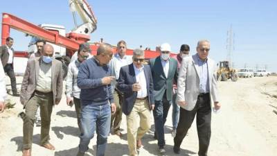 أسامة ربيع يتابع استزراع أسماك الدنيس والبلطي بإجمالي  ٢,٥ مليون سمكة