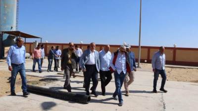 جولة تفقدية لمسئولو الإسكان بمدينتى العاشر من رمضان والعبور الجديدة 