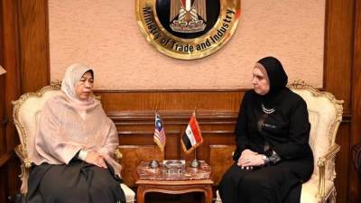 نيفين جامع: تعاون ماليزي لإنتاج مشتقات زيت النخيل في مصر والتصدير للخارج