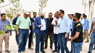 سيد فاروق يزور مشروع الحدائق المركزية بالعاصمة الإدارية 