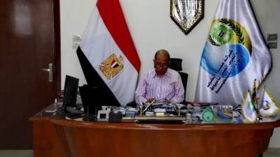 مياه أسيوط تناقش خطة تطهير شبكات الصرف الصحي