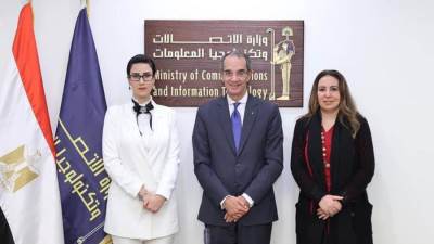 عمرو طلعت يشهد توقيع بــروتــوكــول تــعـــاون لتنفيذ مبادرة "حياة كريمة رقمية"