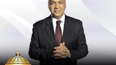 النائب مصطفى بكري يطالب بوقف المشروعات القومية الكبرى لفترة