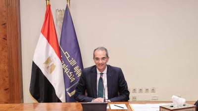 «مصر» تسلم سلطنة عمان شعلة العاصمة العربية الرقمية لعام 2022