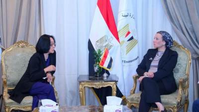 «ياسمين فؤاد» تستعرض خطوات تحويل مدينة شرم الشيخ لمدينة خضراء