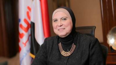 نيفين جامع: تقديم الدعم للمشروعات الناشئة الصغيرة ومتناهية الصغر ودعم المشروعات القائمة