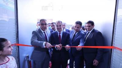 وزير الاتصالات يفتتح مكتب بريد قلهانة بعد تطويره.. ويتفقد مشروع مد كابلات الألياف الضوئية  