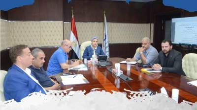 «المجتمعات العمرانية» تناقش تنظيم الإعلانات على الطرق بالمدن الجديدة.. والطرح إلكتروني