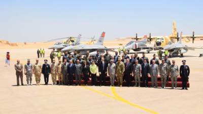 القوات الجوية تحتفل بمرور ٤٠ عاما على هبوط أول طائرة " F16 " بمصر